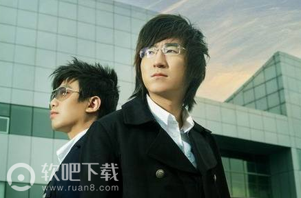 抖音在那些黑色和白色的梦里是什么歌
